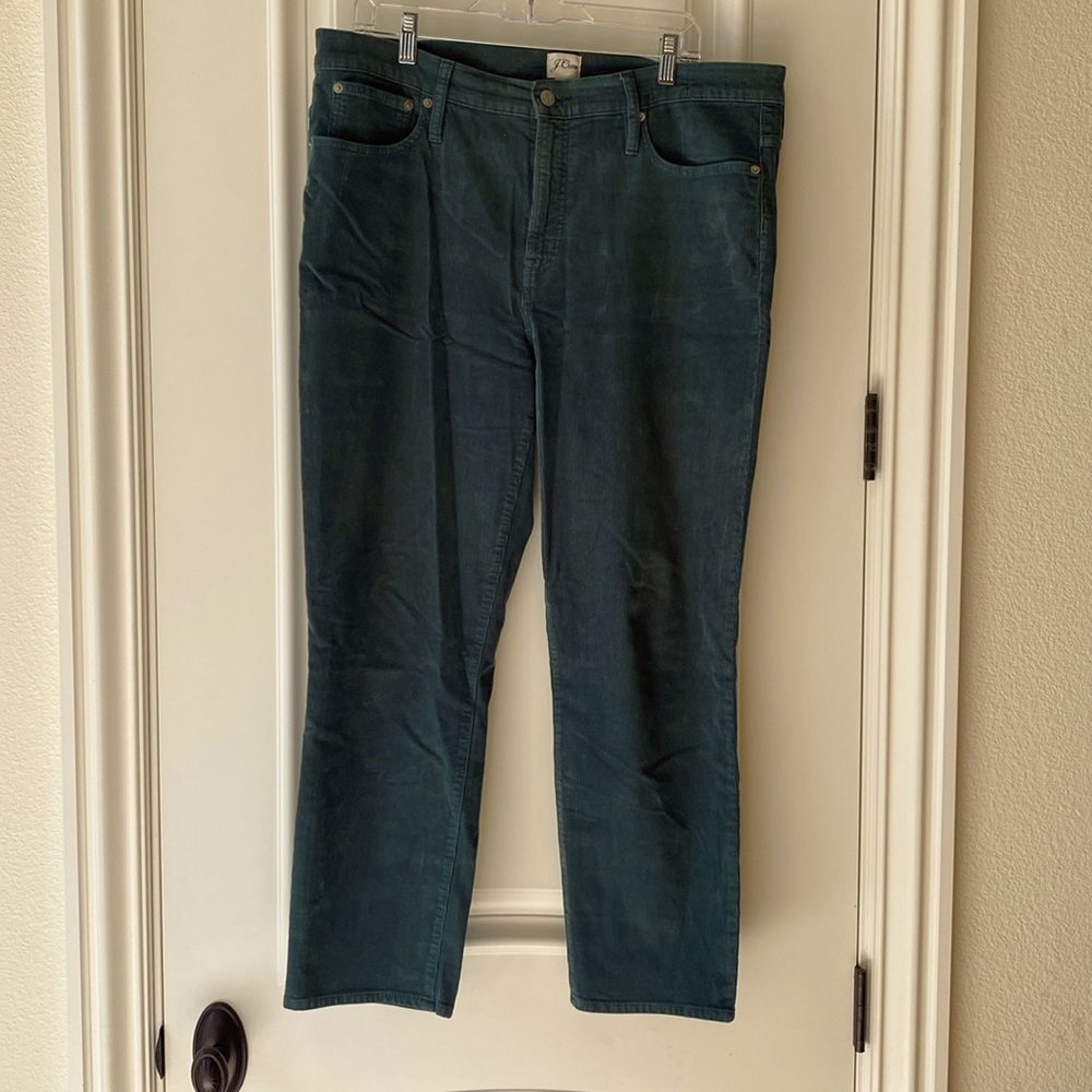 Women’s green corduroy J Crew jeans/pants size 33